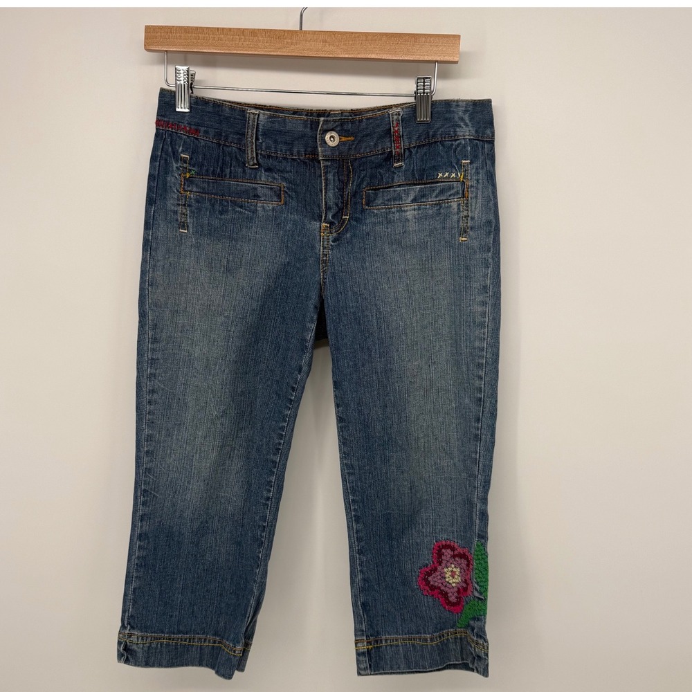 Vintage Tommy Hilfiger X-Tra Low Rise Embroidered Floral Capri Jeans Size 4